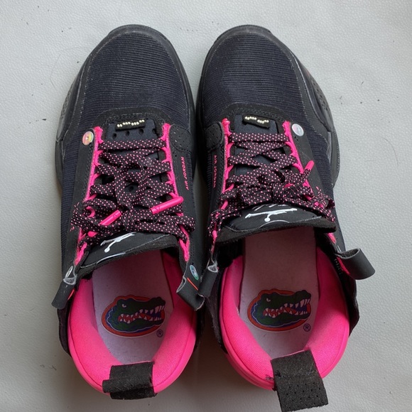 DS Nike Jordan 34 Player Sample Florida Gators UF PE Think Pink Size 5.5 - Picture 2 of 6